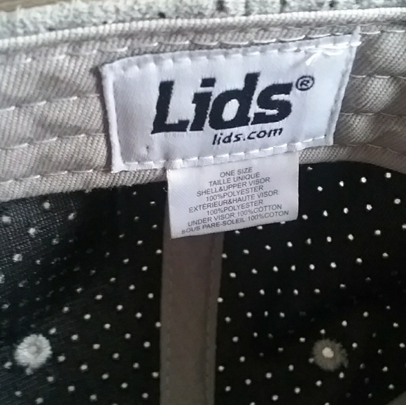 SIC970 cap with skull - Picture 4 of 7